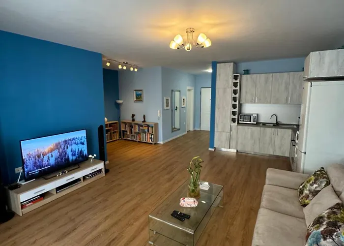 Centre Lions Gate 3 Tirana